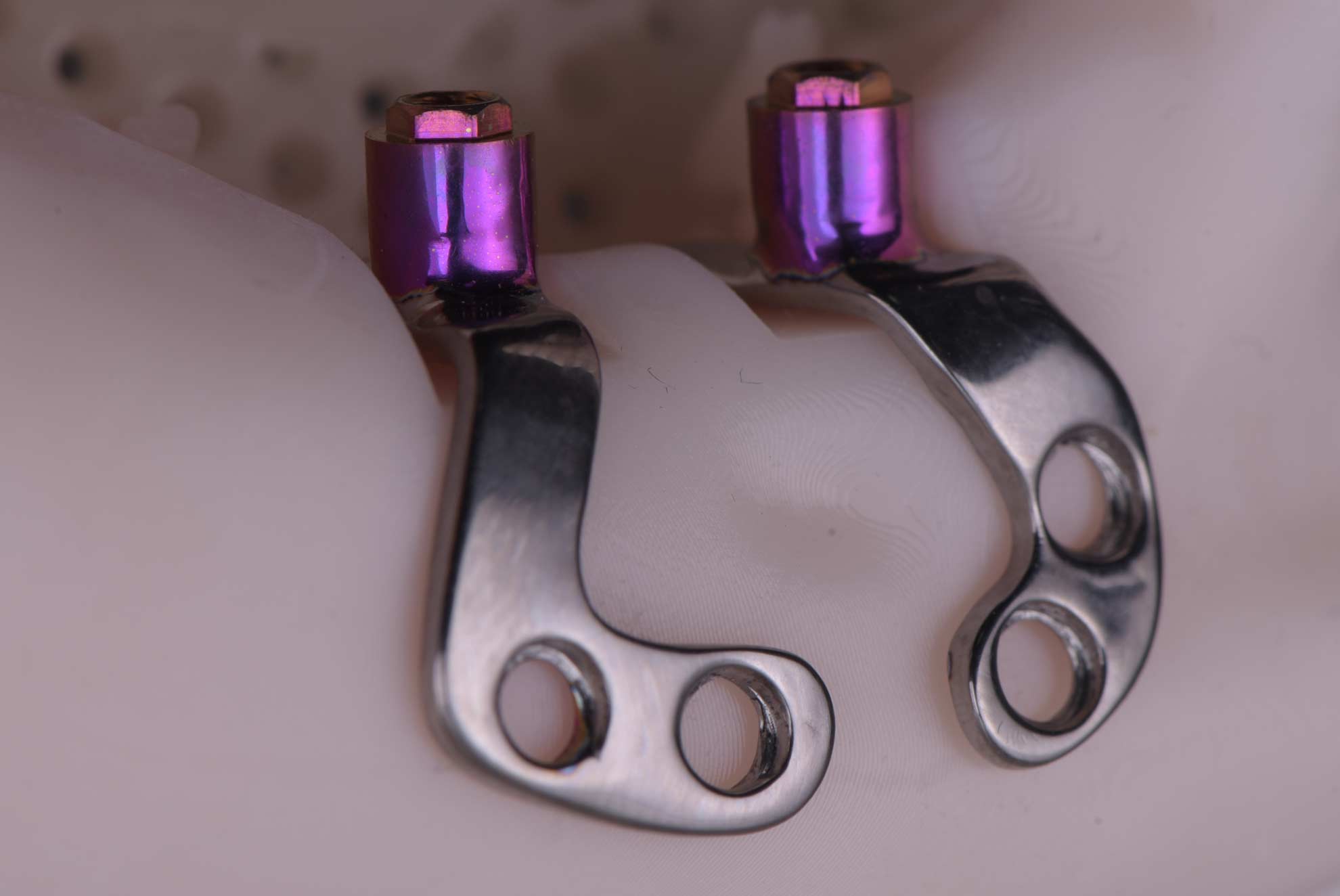 IMPLANTES SUBPERIÓSTICOS