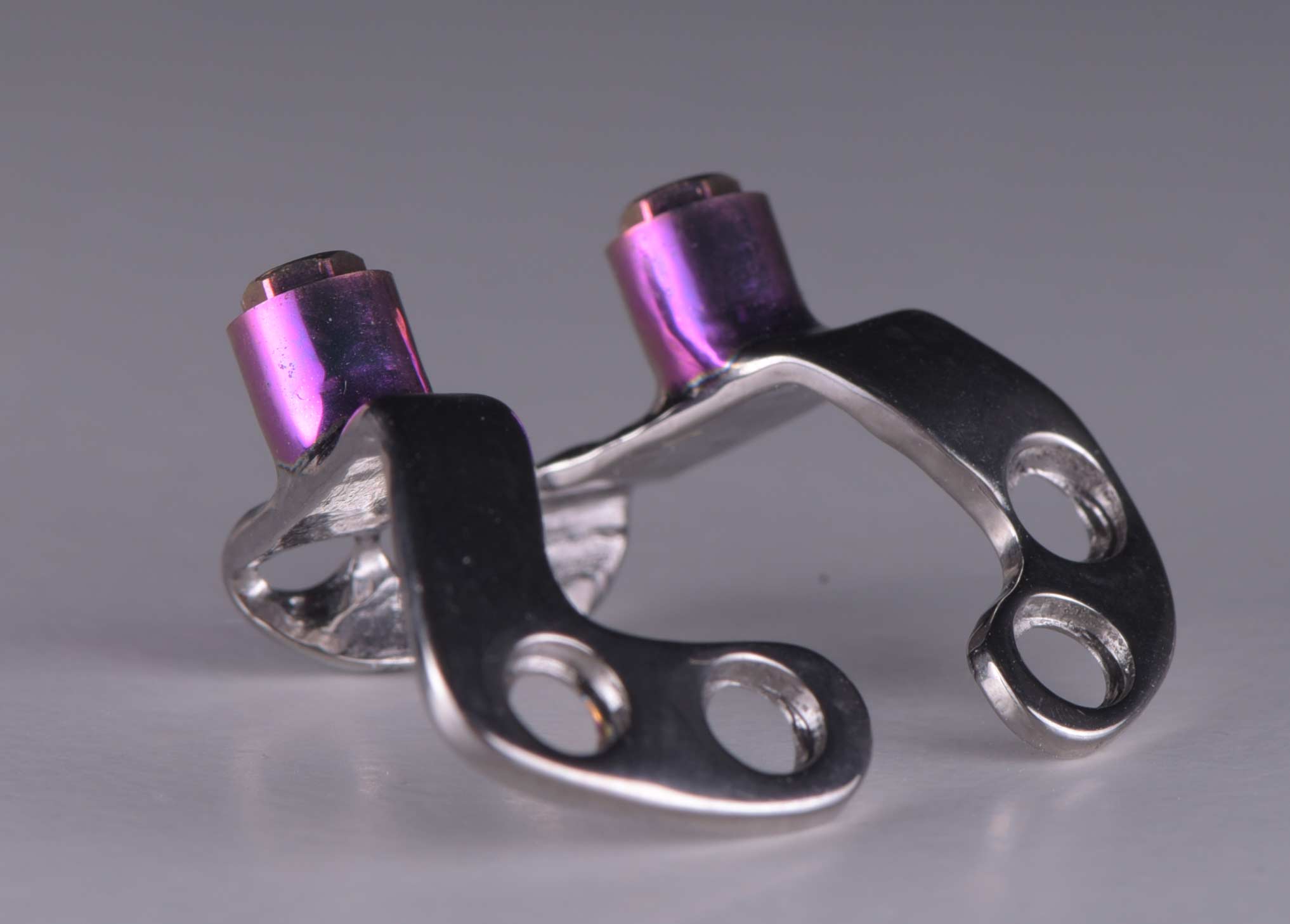 IMPLANTES SUBPERIÓSTICOS